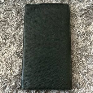 LV Green wallet